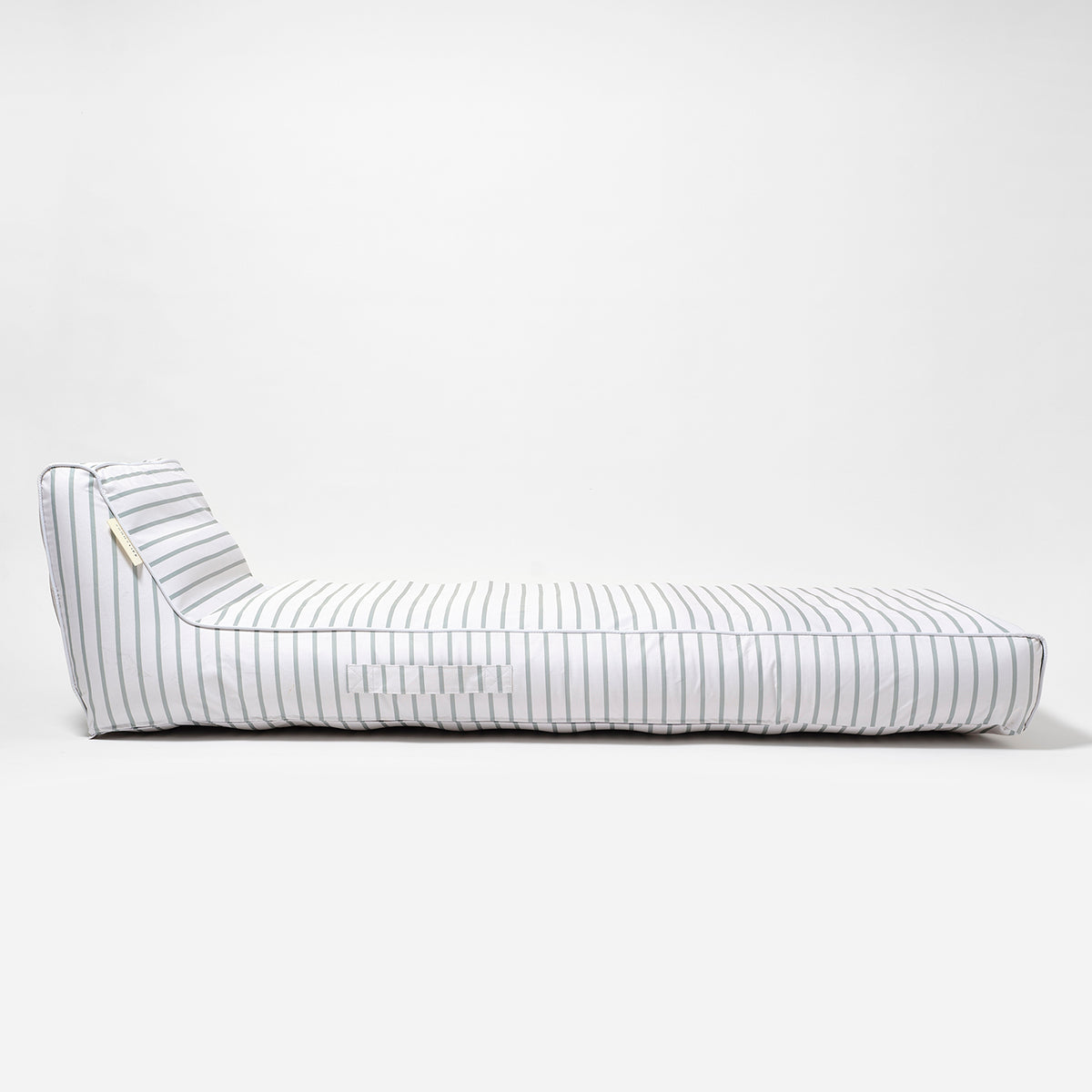 Luxuriöse Liege La Palma Sage Stripe (SS25)