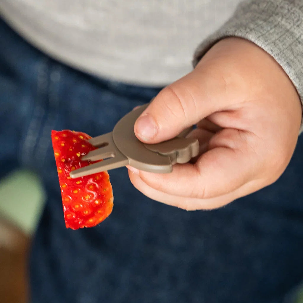 Kleine Snackbox mit Food picks Tiny trails Sand