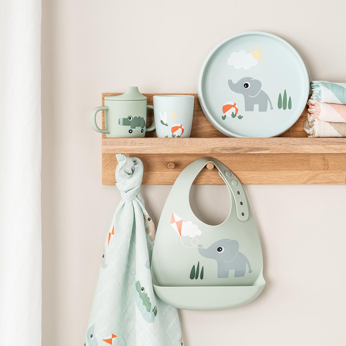 Stick&Stay Silikonteller Playground Blau