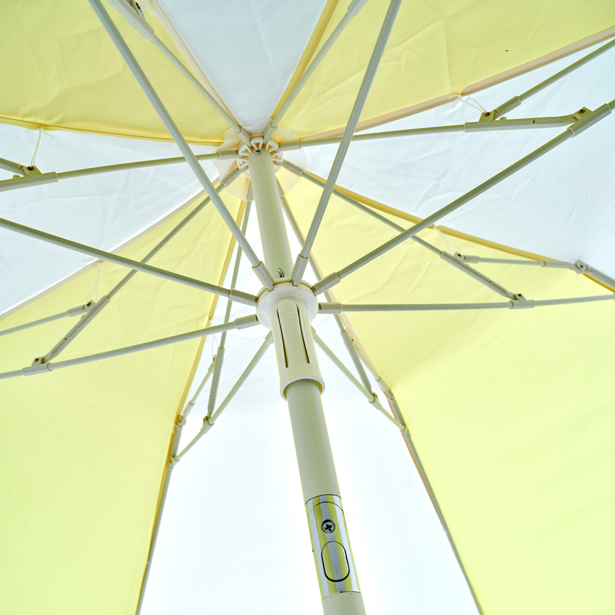 Compact Beach Umbrella Limon